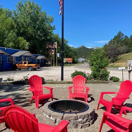 كيستون The Brookside Motel / Mt. Rushmore المظهر الخارجي الصورة