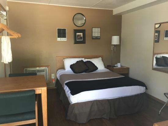 كيستون The Brookside Motel / Mt. Rushmore المظهر الخارجي الصورة