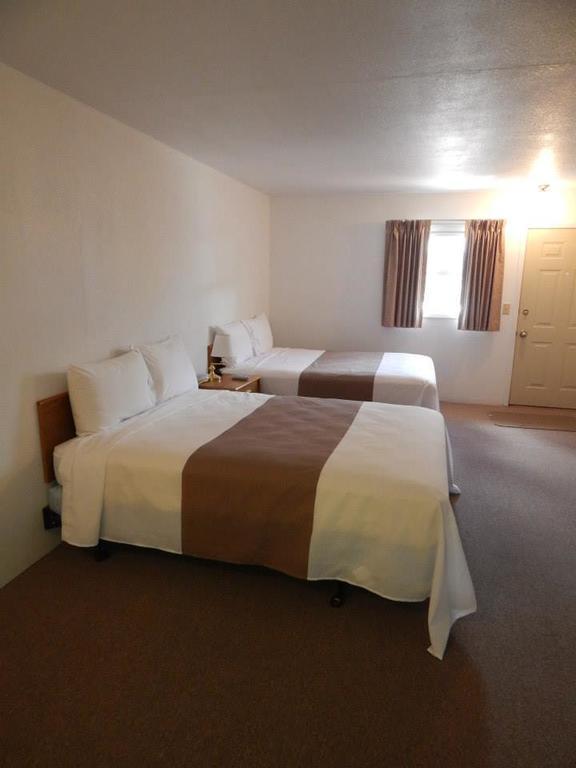 كيستون The Brookside Motel / Mt. Rushmore الغرفة الصورة